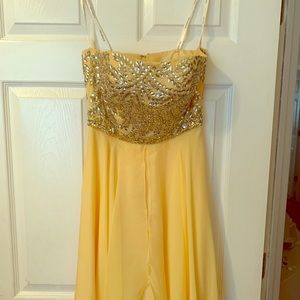 Prom, pageant or homecoming dress